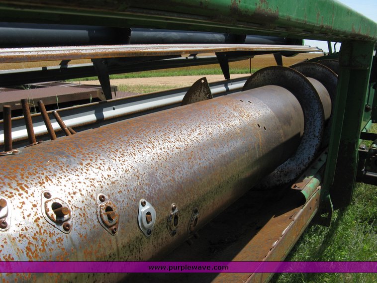 image for item 5013 John Deere 925 25' header platform