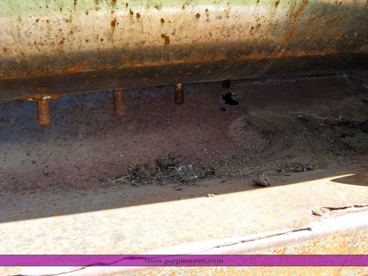 image for item 5013 John Deere 925 25' header platform