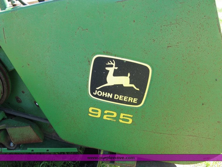 image for item 5013 John Deere 925 25' header platform