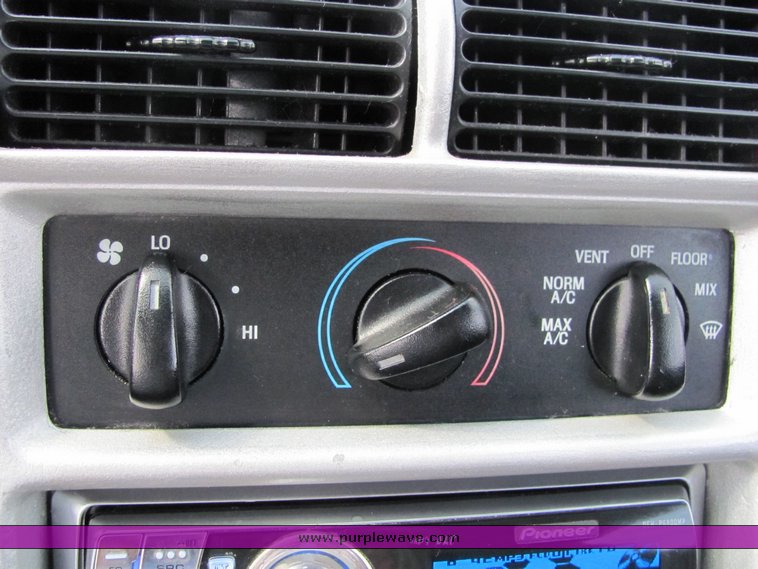 image for item 6080 1999 Ford Mustang GT