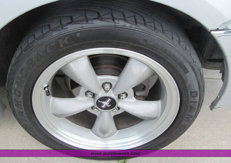 image for item 6080 1999 Ford Mustang GT