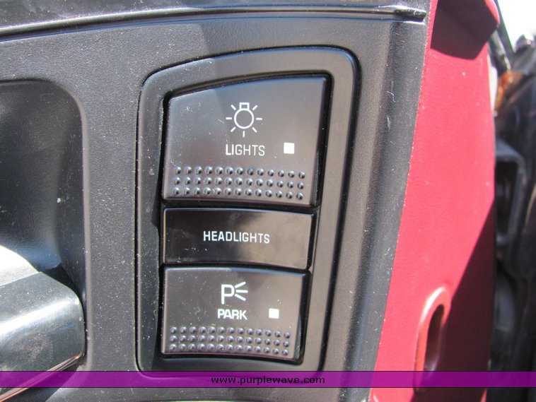 image for item 6096 1993 Buick Park Avenue