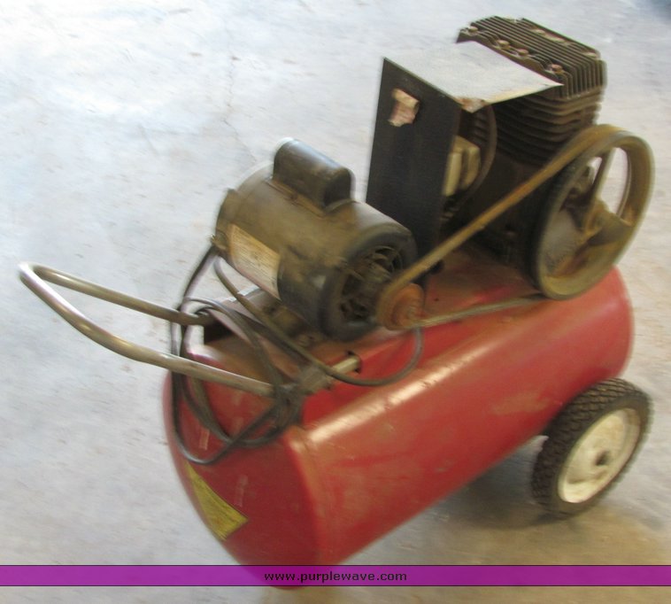 image for item 6102 Sanborn 22 gallon air compressor