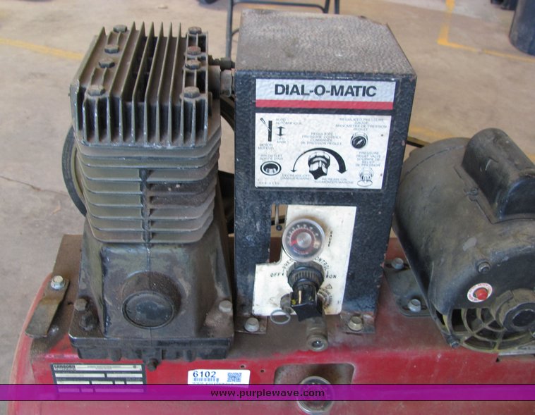 image for item 6102 Sanborn 22 gallon air compressor