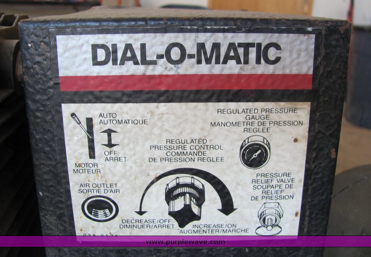 image for item 6102 Sanborn 22 gallon air compressor