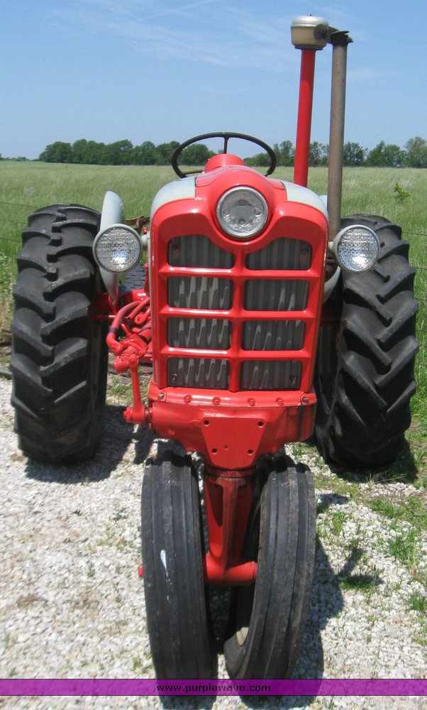 image for item 7379 Ford 961 tractor