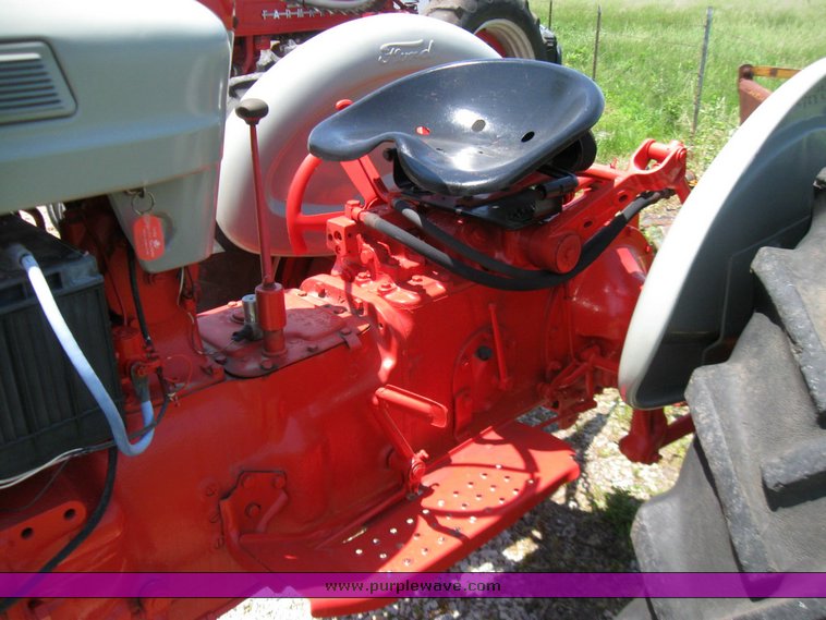 image for item 7379 Ford 961 tractor