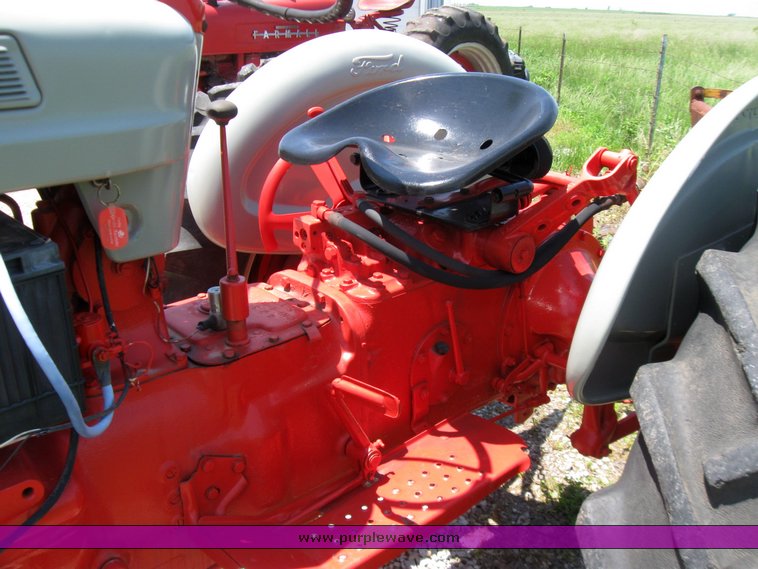 image for item 7379 Ford 961 tractor