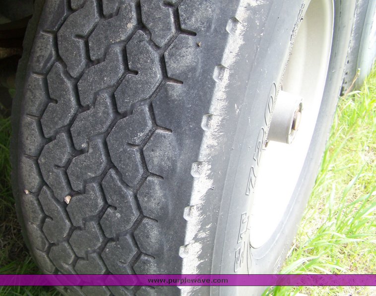 image for item 8030 1994 Timpte super hopper grain trailer