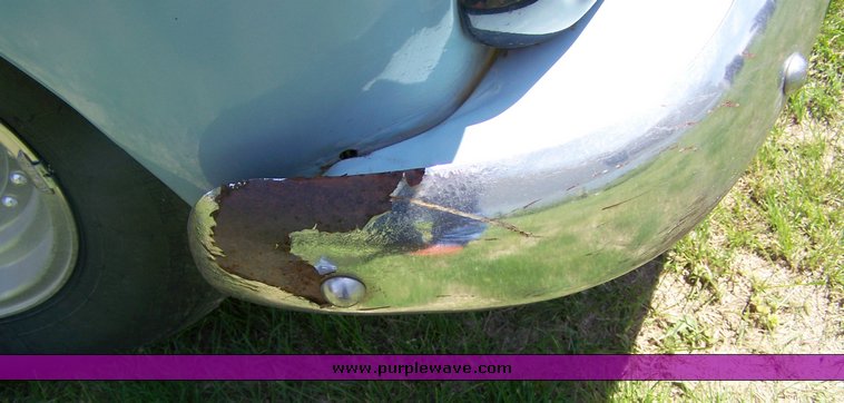 image for item 8110 1952 Chevrolet Styleline Deluxe