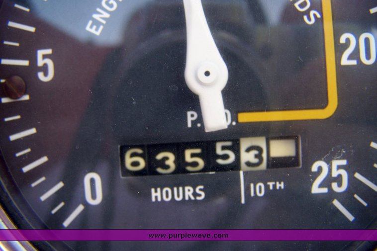 image for item 8116 1969 Case 1030 tractor