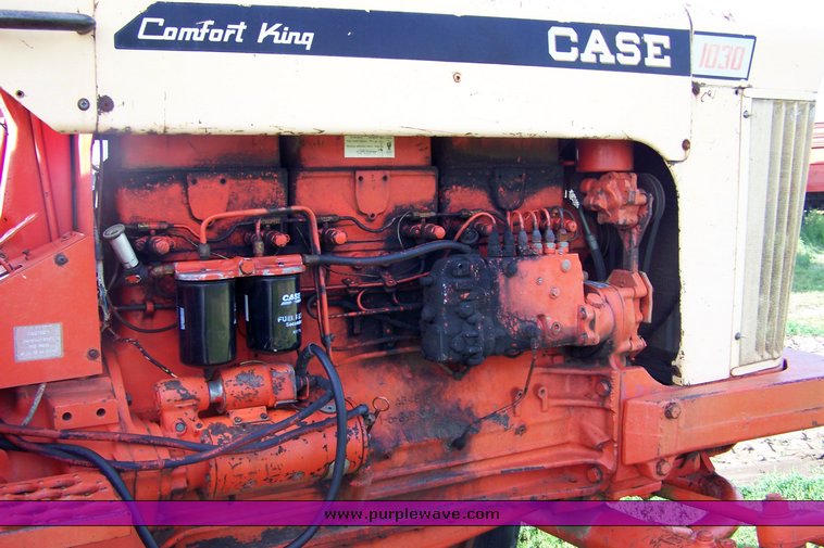 image for item 8116 1969 Case 1030 tractor