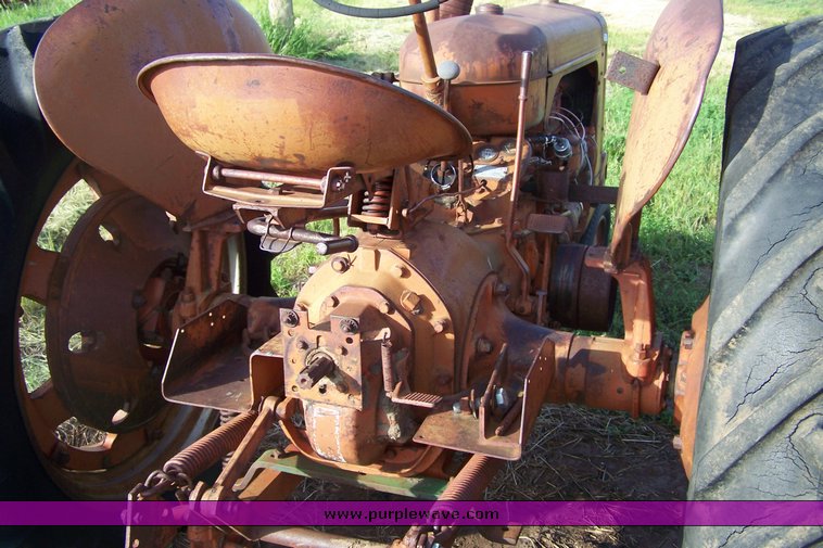 image for item 8119 1948 Case SC tractor
