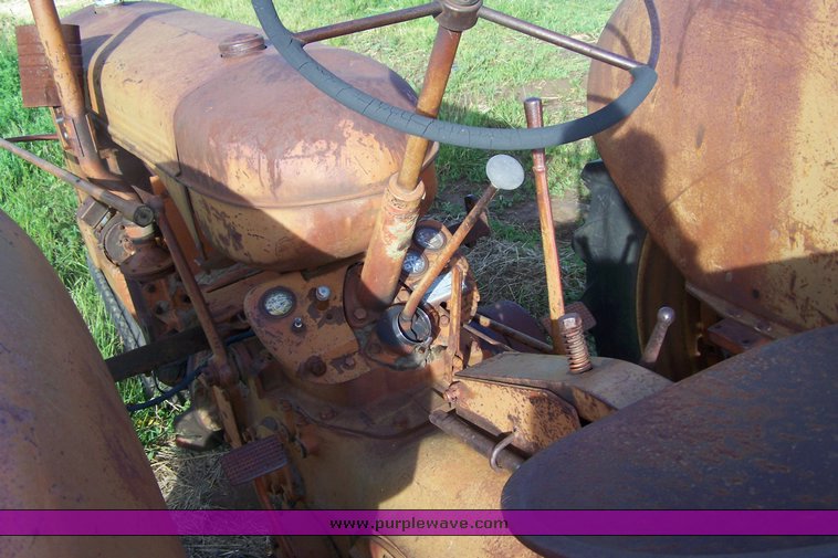 image for item 8119 1948 Case SC tractor