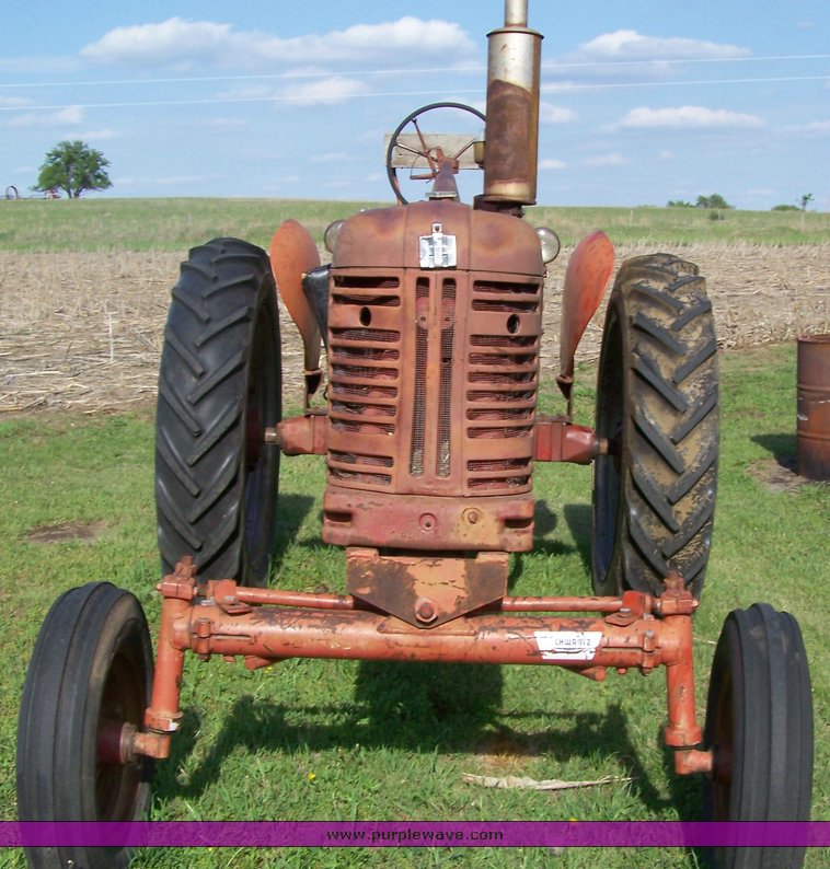 image for item 8490 McCormick Farmall 300 tractor