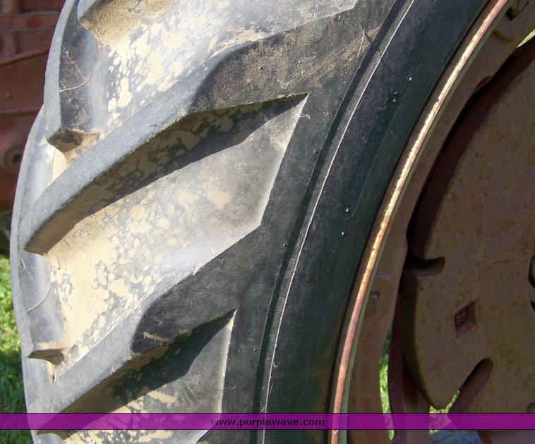 image for item 8490 McCormick Farmall 300 tractor