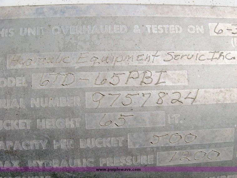 image for item 9579 1975 GMC 6500 boom truck