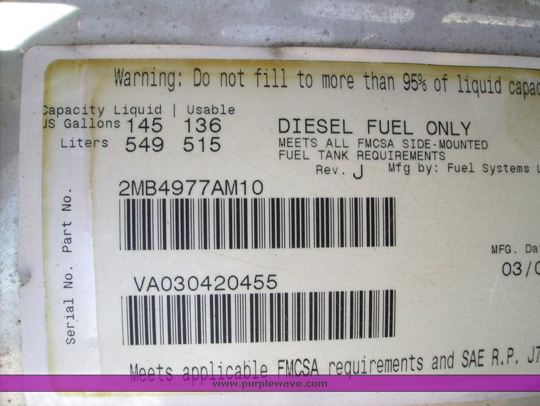 image for item 1001 2005 Mack CX613 semi truck