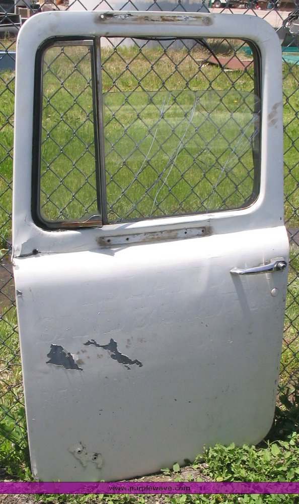 image for item 1500 Mack hood and door