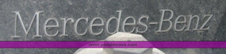 image for item 1803 2005 Freightliner Columbia 120 semi truck