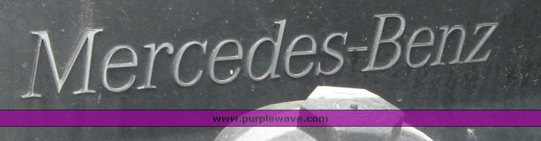 image for item 1805 2005 Freightliner Columbia 120 semi truck