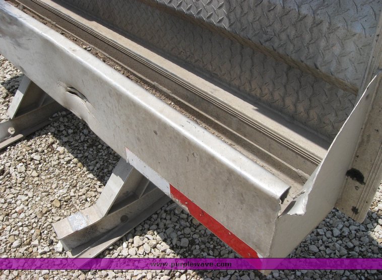 image for item 2288 Road Gear diamond plate headache rack