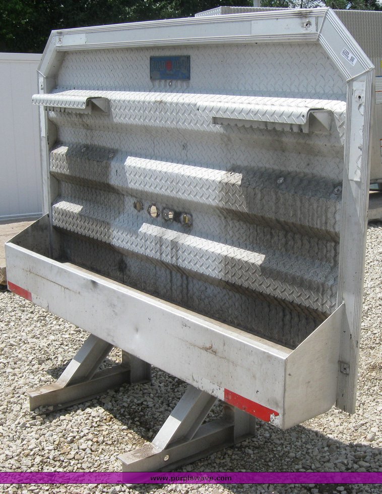 image for item 2289 Road Gear diamond plate headache rack