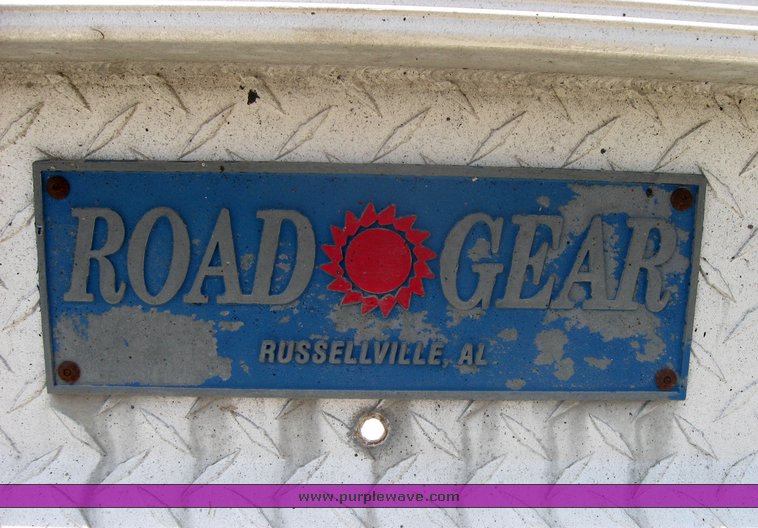 image for item 2289 Road Gear diamond plate headache rack