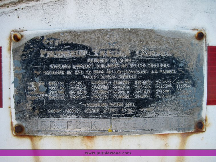 image for item 4718 1964 Fruehauf pneumatic semi trailer