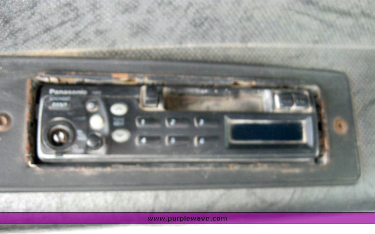 image for item 6783 1997 Mack CH613 semi truck