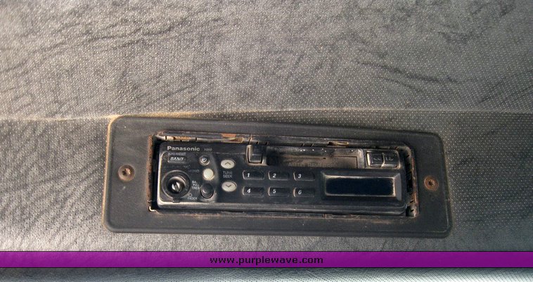 image for item 6783 1997 Mack CH613 semi truck