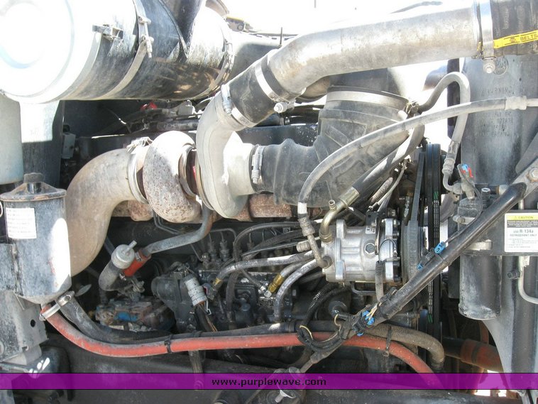 image for item 6783 1997 Mack CH613 semi truck