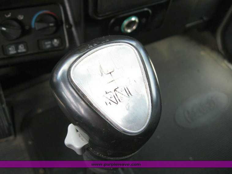 image for item 6789 1998 Peterbilt 377 semi truck