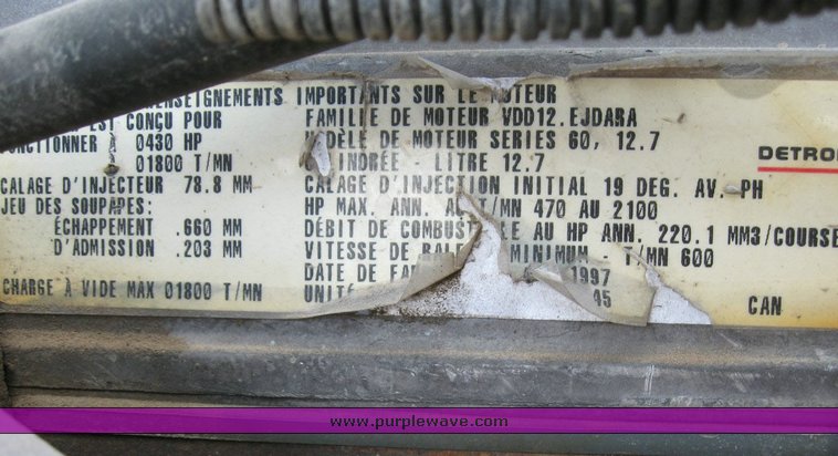 image for item 6789 1998 Peterbilt 377 semi truck