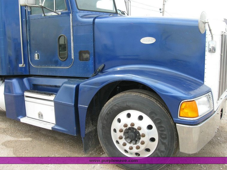 image for item 6789 1998 Peterbilt 377 semi truck