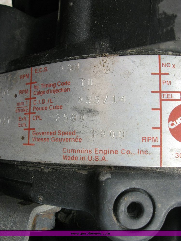 image for item 6790 2001 Freightliner FDL 120 semi truck