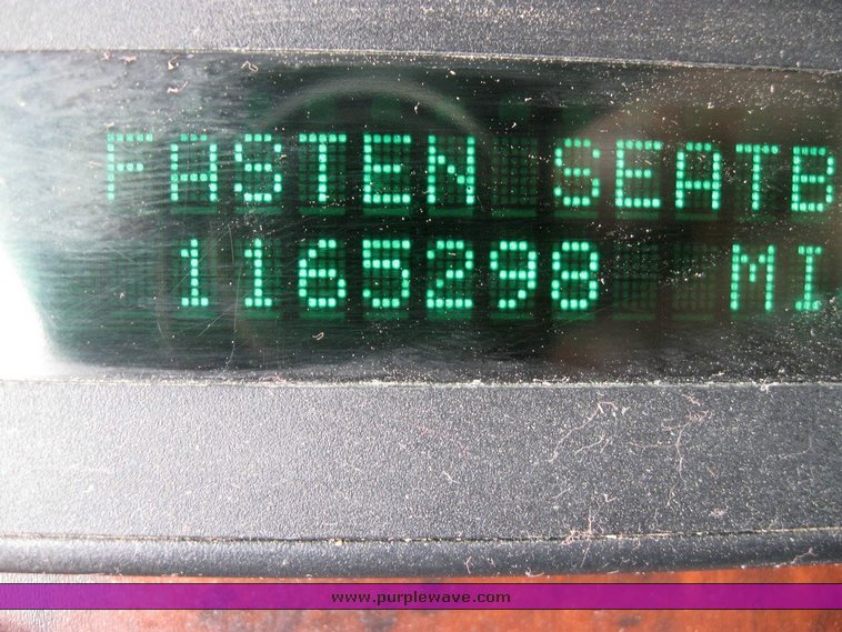 image for item 6792 1998 Freightliner C120 semi truck