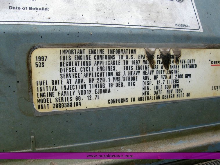 image for item 6792 1998 Freightliner C120 semi truck