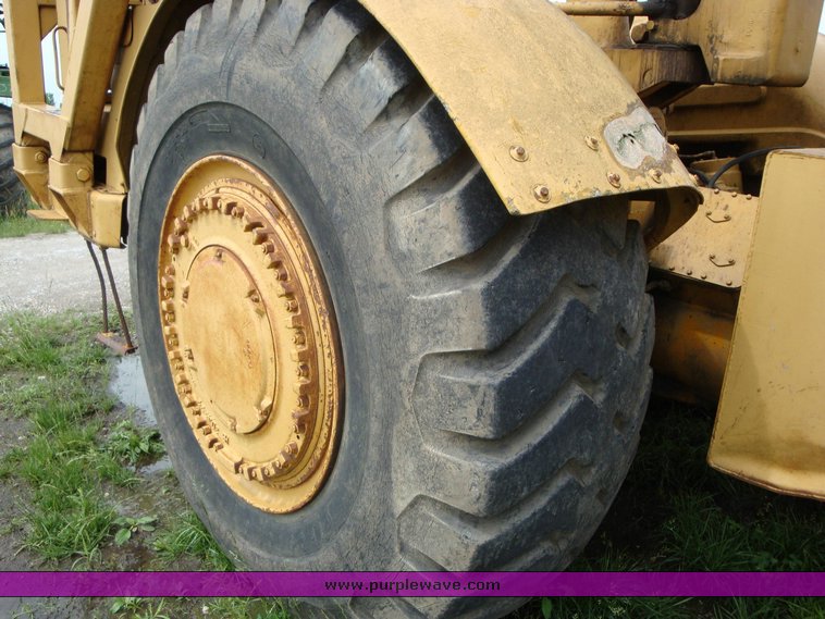 image for item 1008 1963 Caterpillar 631B scraper