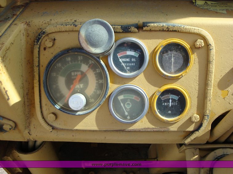 image for item 1008 1963 Caterpillar 631B scraper