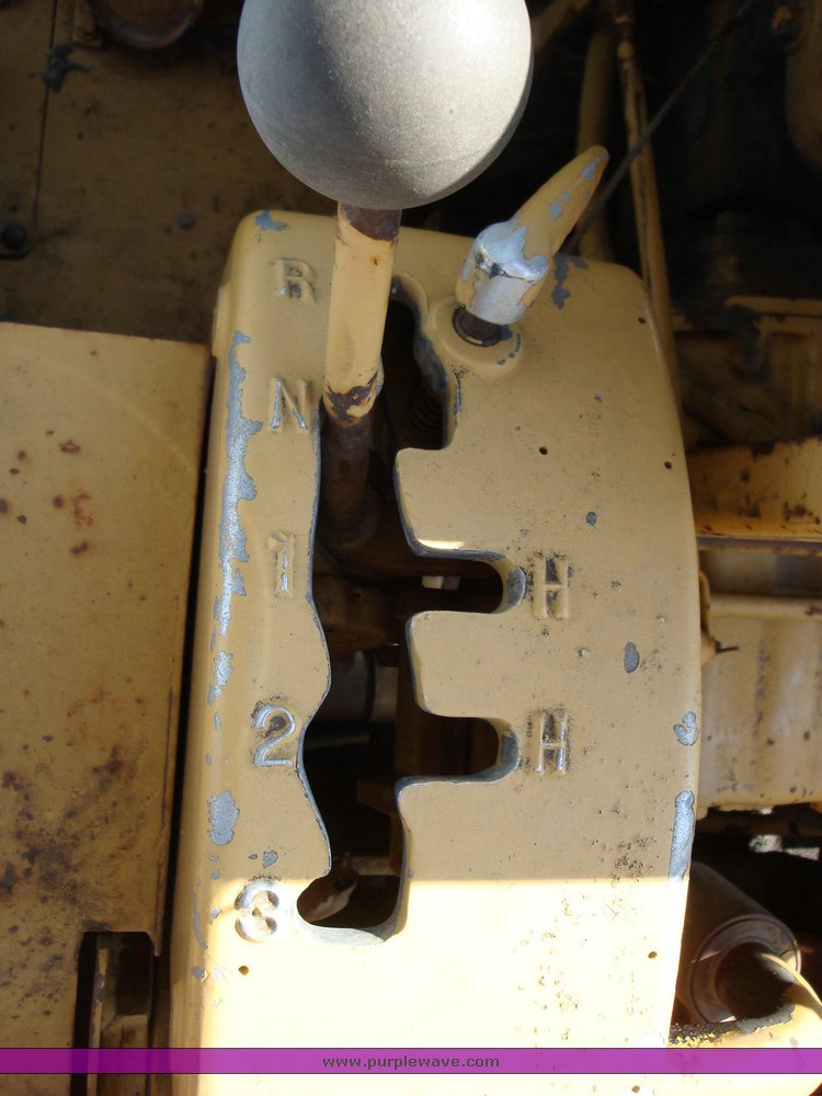 image for item 1008 1963 Caterpillar 631B scraper