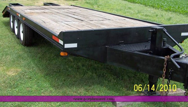 image for item 1016 1988 Towmaster 10 ton trailer