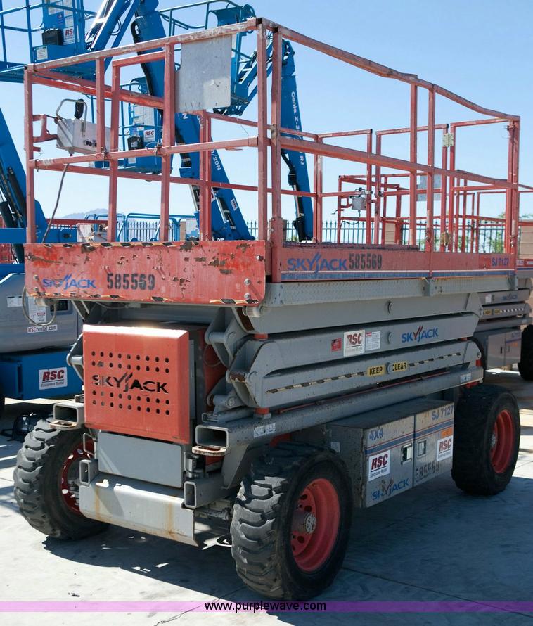 image for item 1050 2005 Skyjack SJ 7127 rough terrain scissor lift