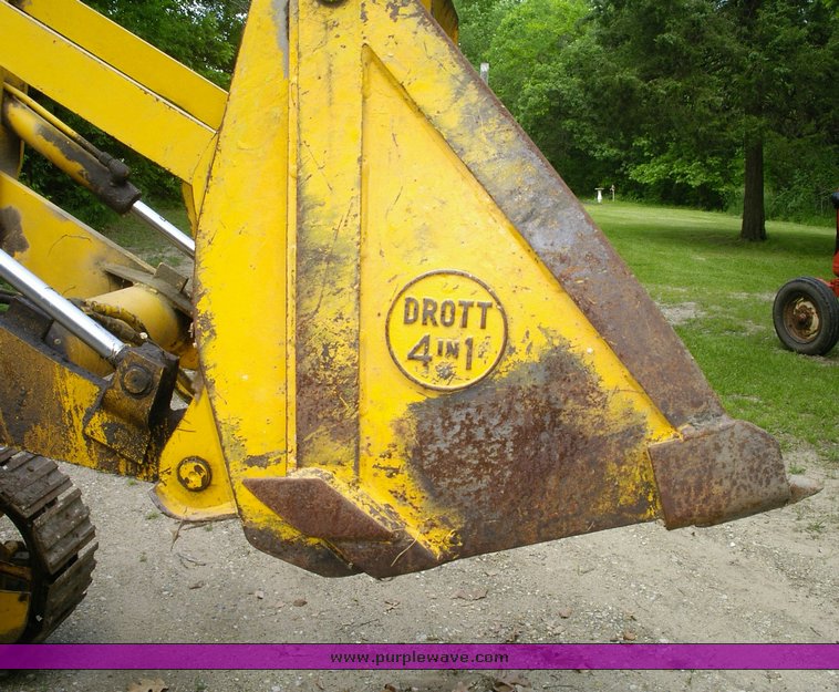 image for item 1500 Case 310G crawler loader