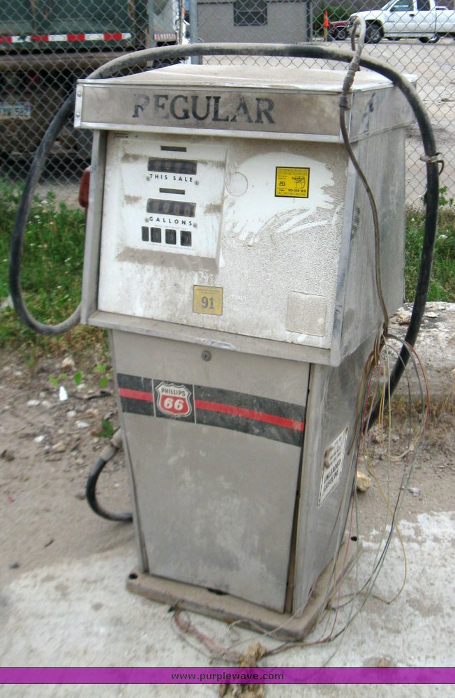 image for item 1703 Fuel pump