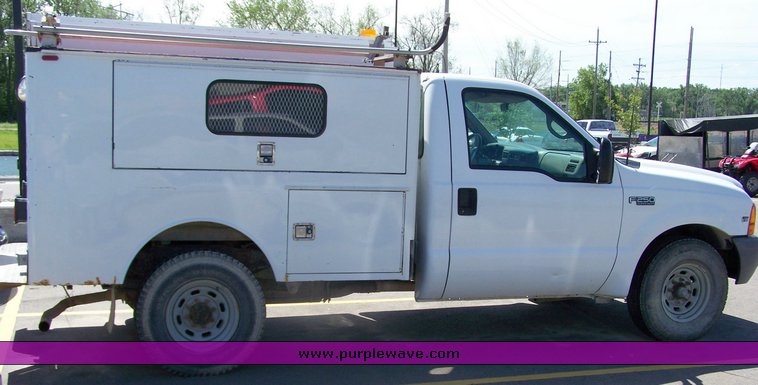 image for item 1756 1999 Ford F250 super duty utility truck