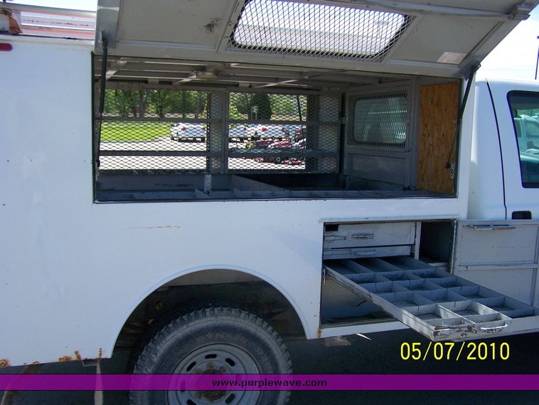 image for item 1756 1999 Ford F250 super duty utility truck