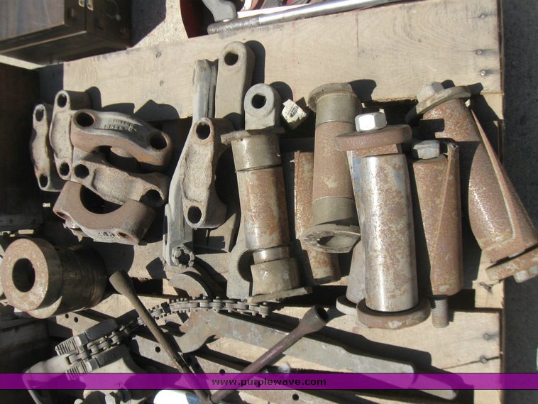 image for item 2334 Assorted parts