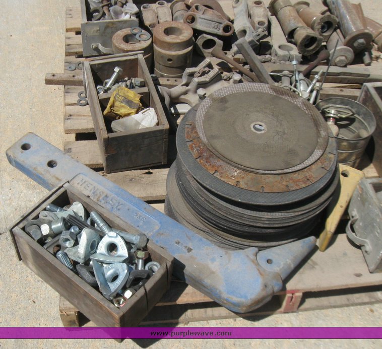 image for item 2334 Assorted parts