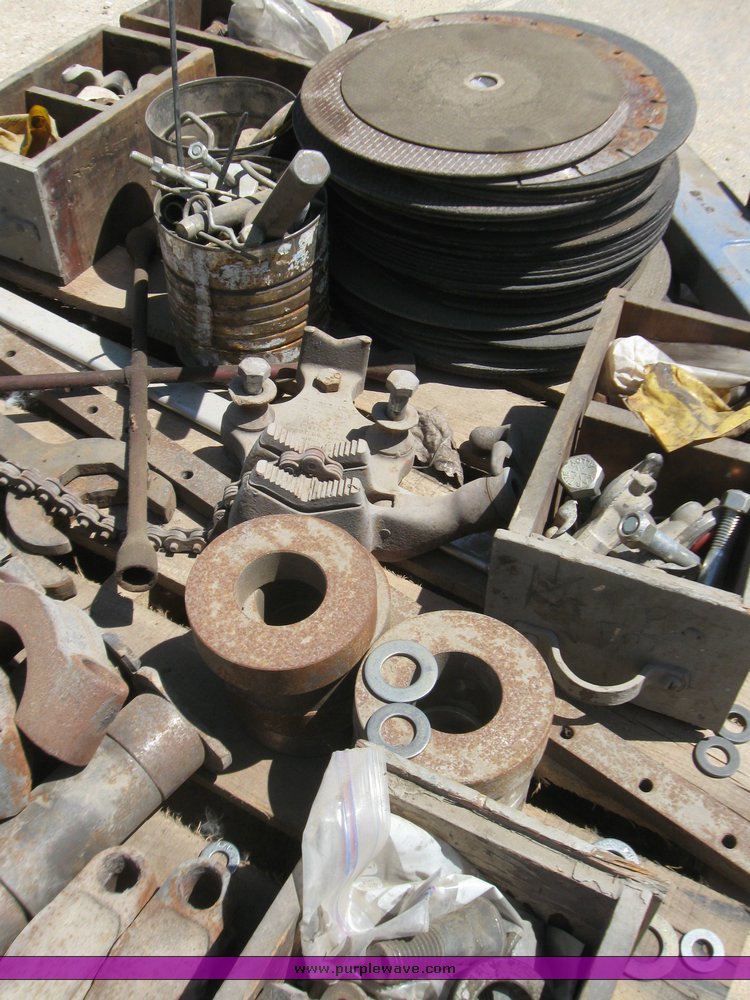 image for item 2334 Assorted parts